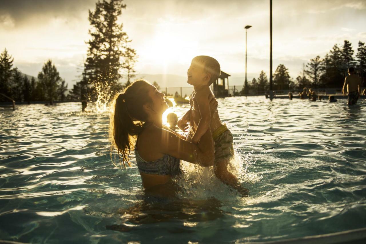 Fairmont Hot Springs Resort Luaran gambar