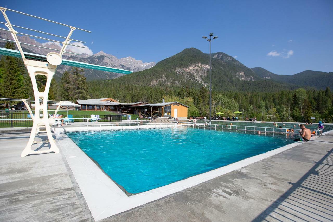 Fairmont Hot Springs Resort Luaran gambar